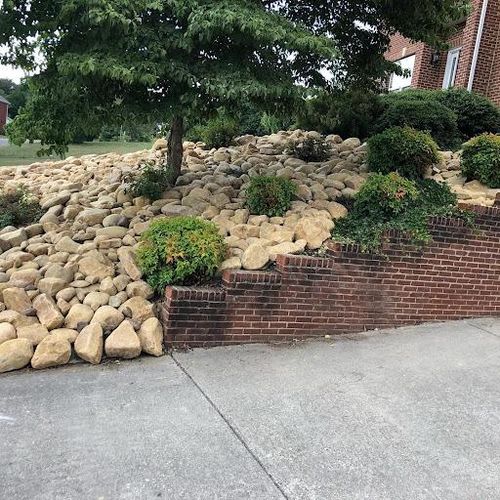 Landscaping for 3R Outdoor in West Knoxville, TN