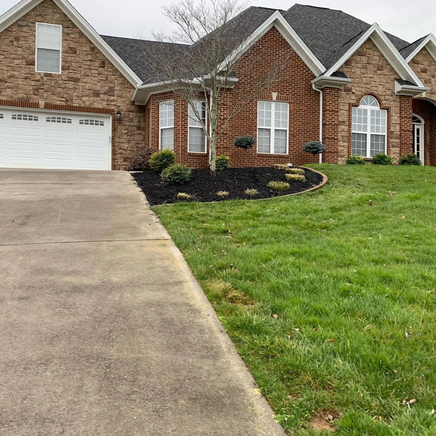 Residential lawn and landscaping project by 3R Outdoor