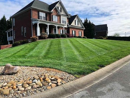 Landscaping for 3R Outdoor in West Knoxville, TN