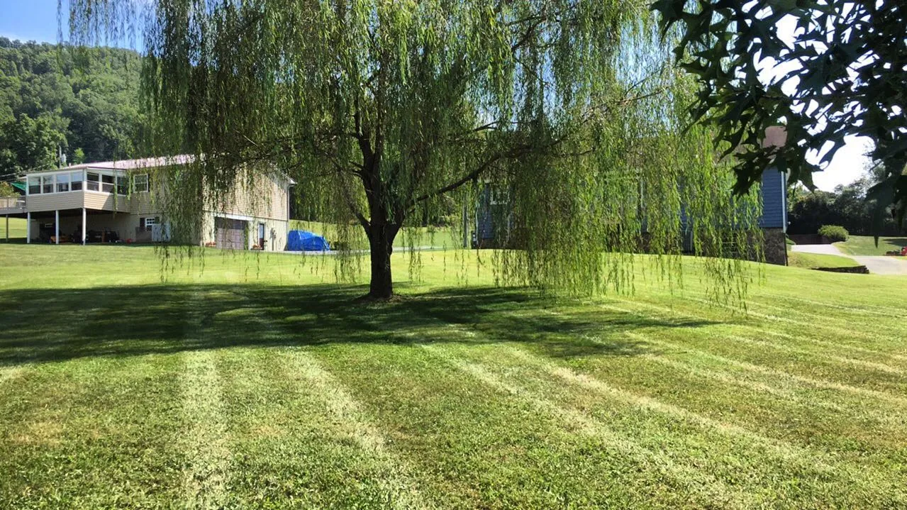 Residential lawn and landscaping project by 3R Outdoor