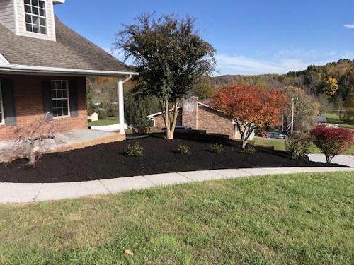 Landscaping for 3R Outdoor in West Knoxville, TN